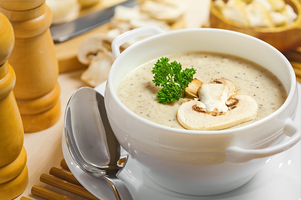 Как приготовить грибной суп в мультиварке